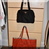 H07. Handbags. 
